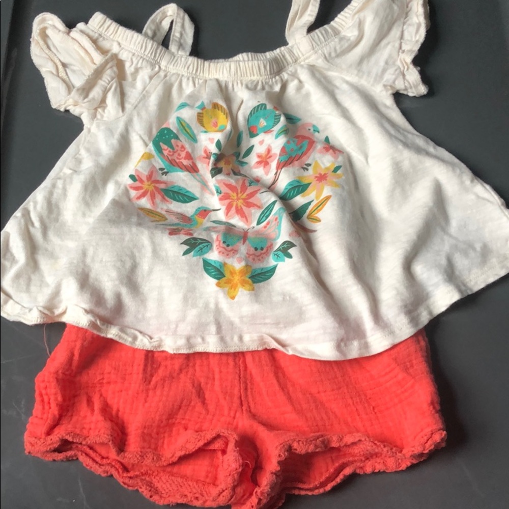 Old Navy T-shirt and short set
